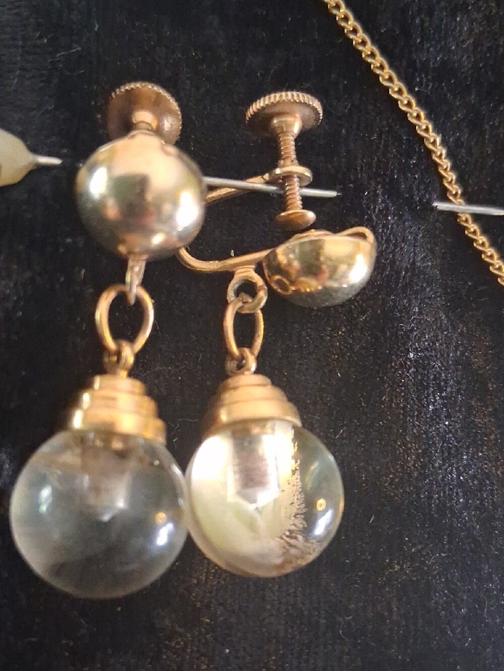 Vintage Gold and Clear Glass Orb Necklace with Matching Earrings - Picture 3 of 9